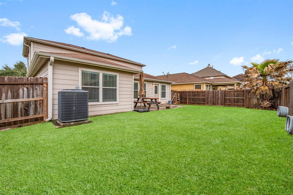 29610 Legends Bluff Drive, Spring, Texas image 39