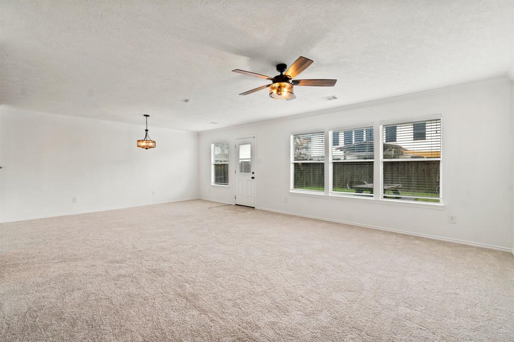 29610 Legends Bluff Drive, Spring, Texas image 17