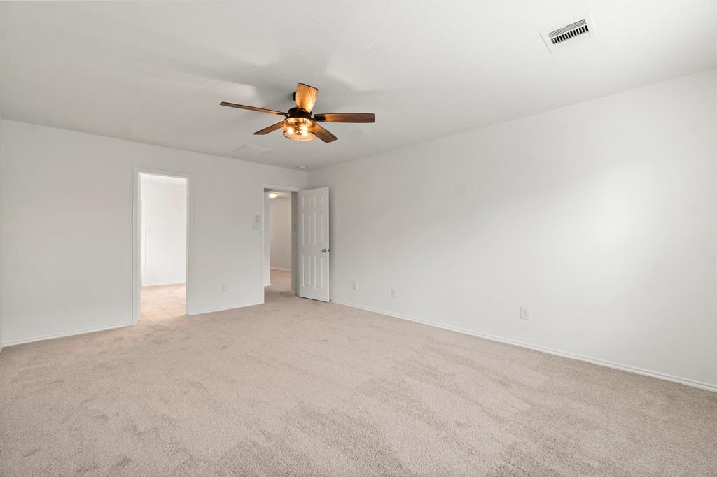 29610 Legends Bluff Drive, Spring, Texas image 19