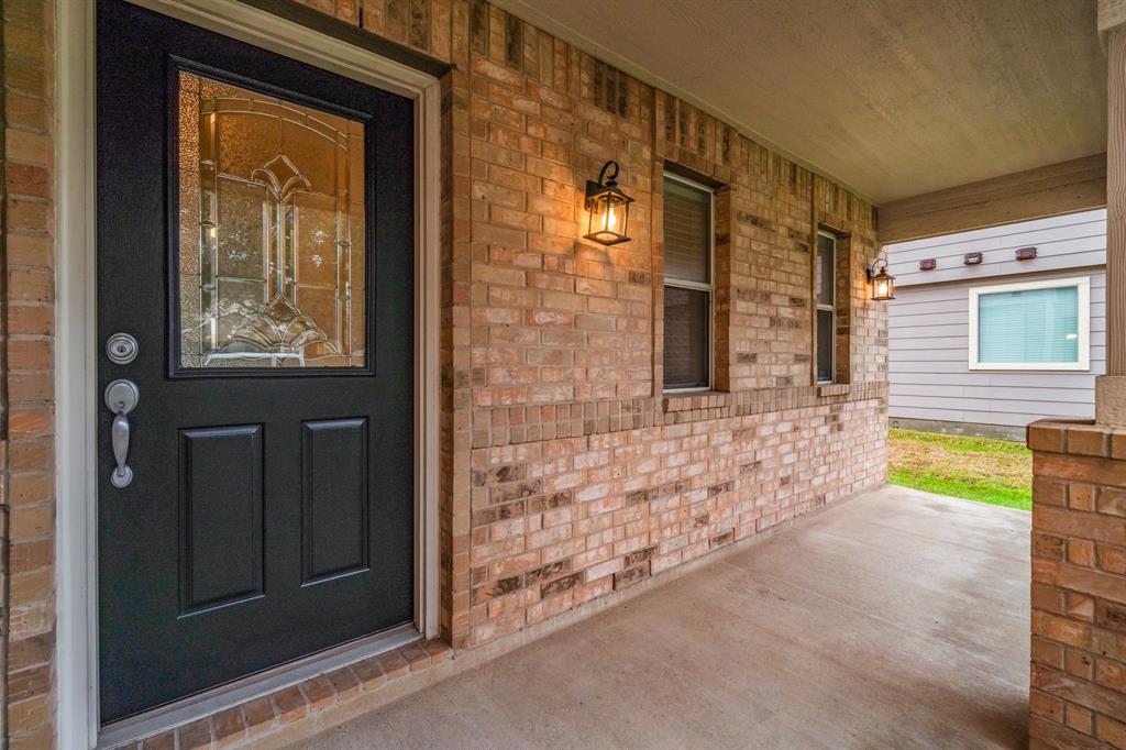 29610 Legends Bluff Drive, Spring, Texas image 5