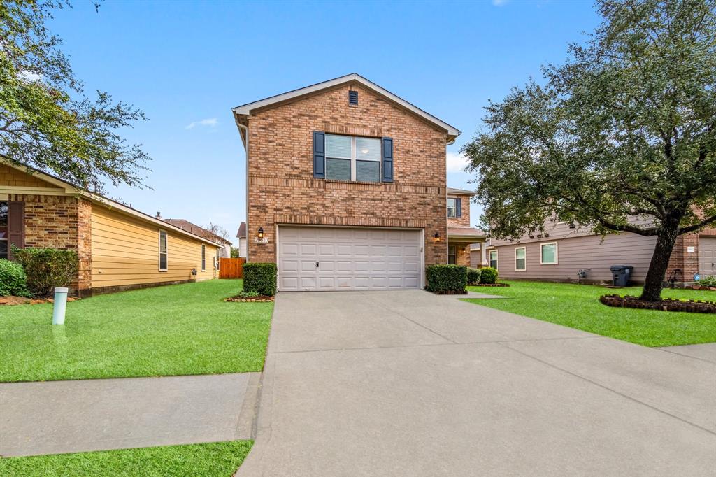 29610 Legends Bluff Drive, Spring, Texas image 3