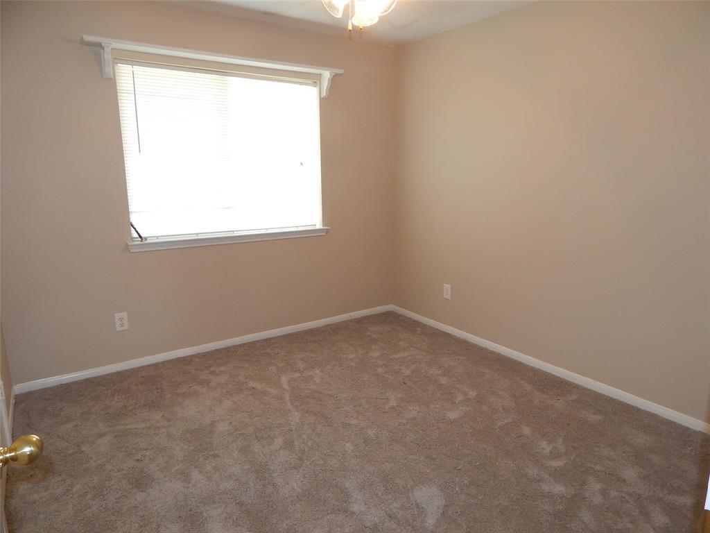 435 Paradise Lane