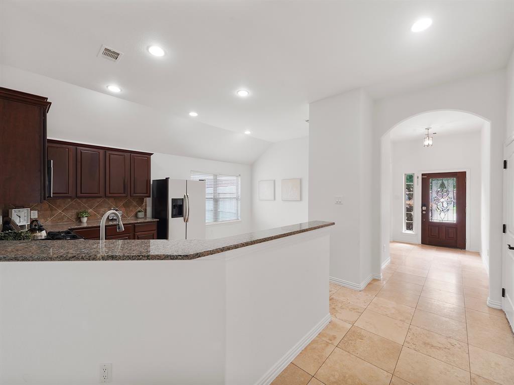 20234 Blue Lake View Lane, Humble, Texas image 4