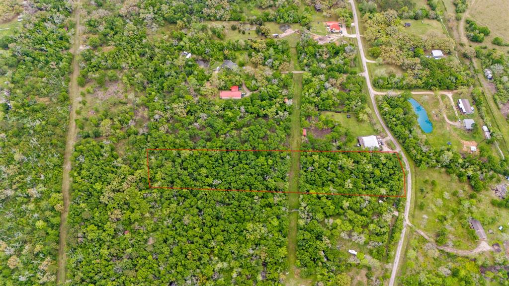 Wickwillow Lane, Alvin, Texas image 1