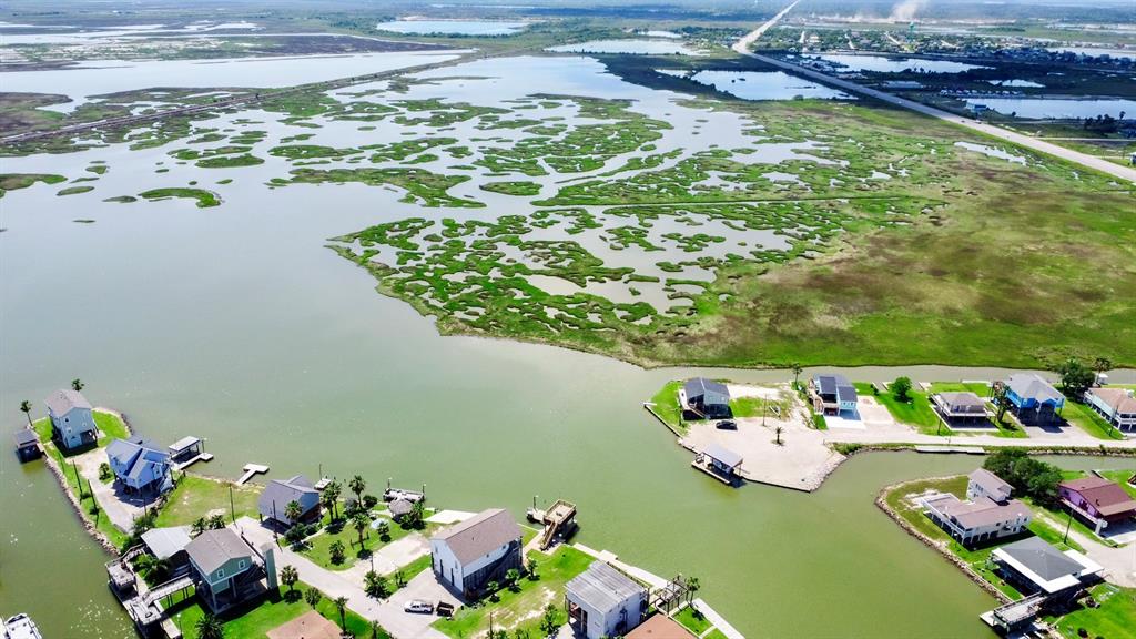 103 Bayou Vista Dr, Hitchcock, Texas image 8