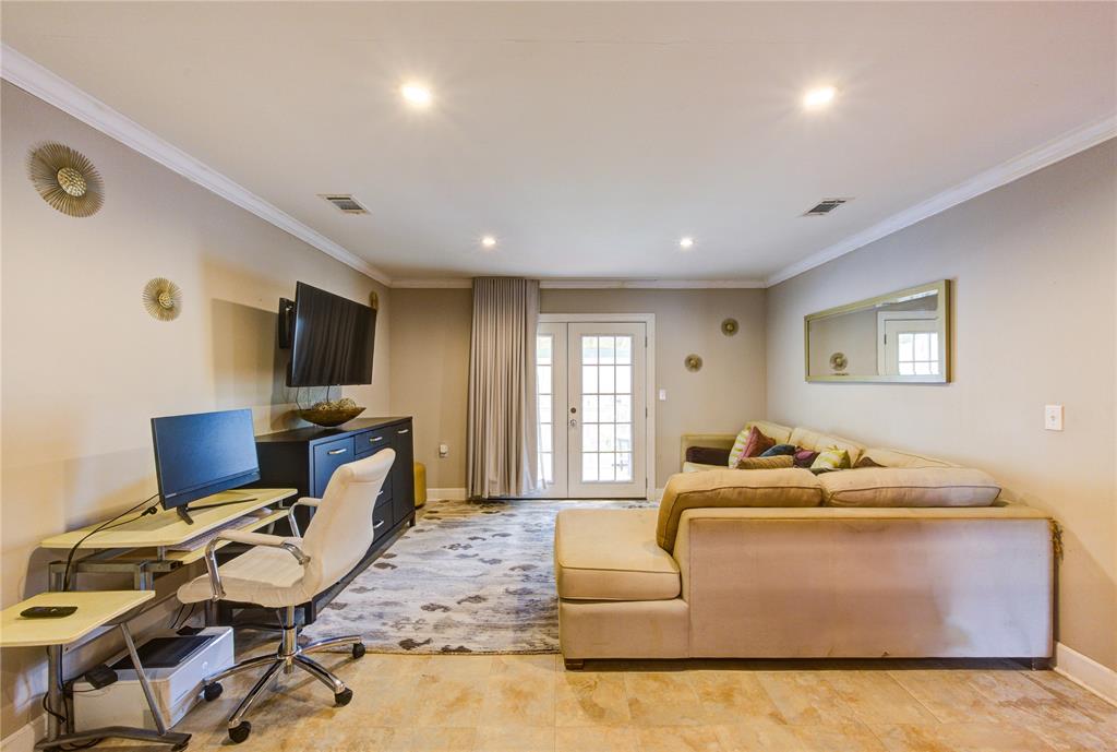 853 County Road 3479a Road, Cleveland, Texas image 21