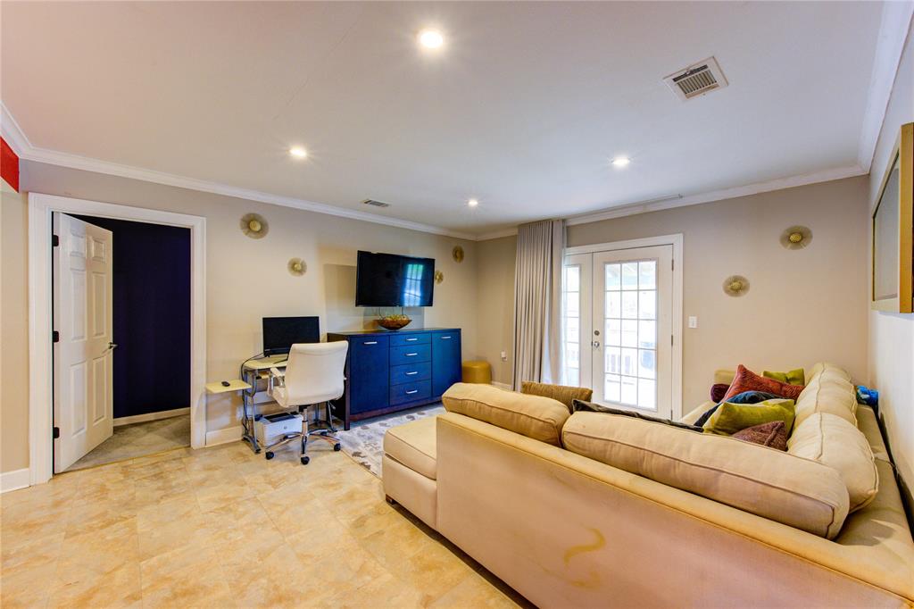 853 County Road 3479a Road, Cleveland, Texas image 23