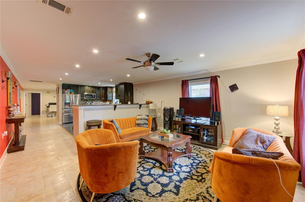 853 County Road 3479a Road, Cleveland, Texas image 6