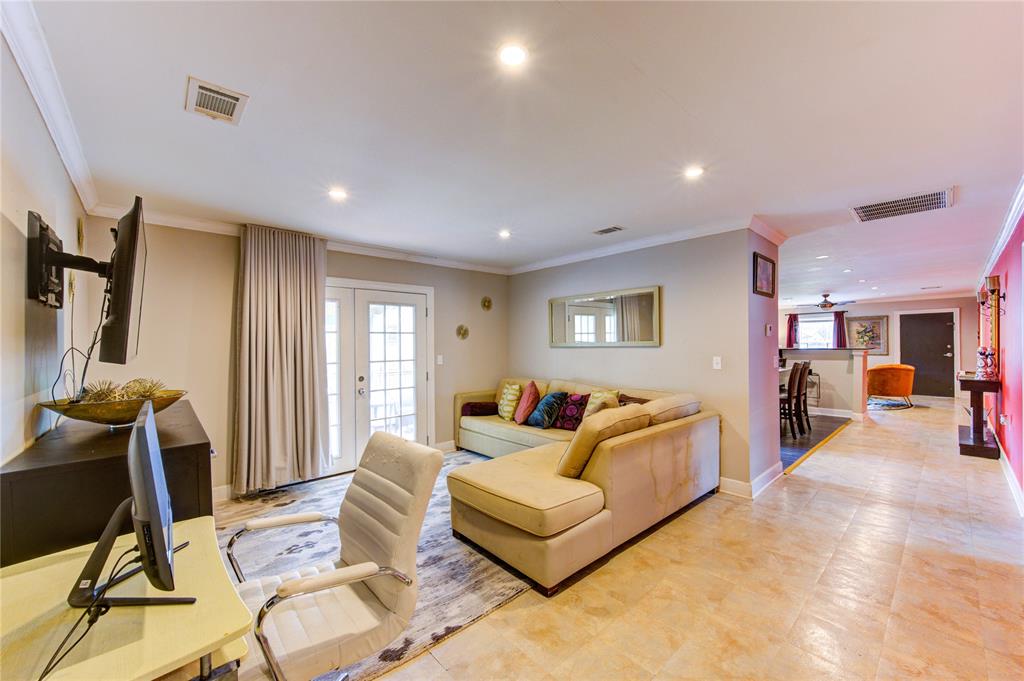 853 County Road 3479a Road, Cleveland, Texas image 22
