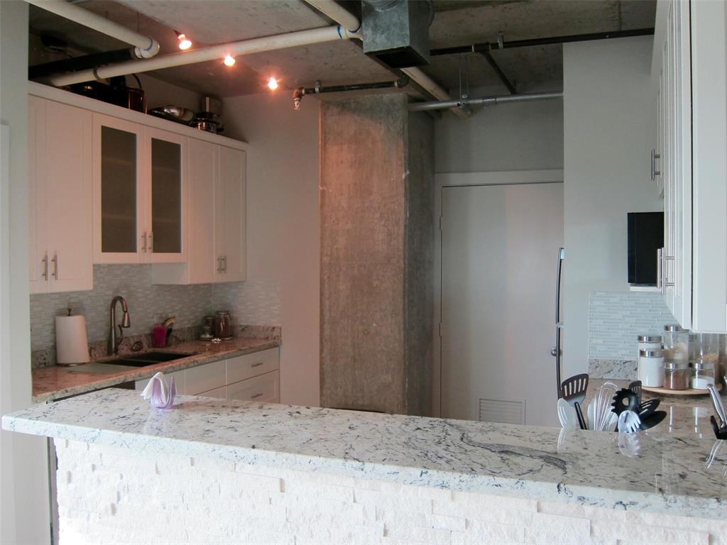 2000 Bagby Street #13413, Houston, Texas image 8