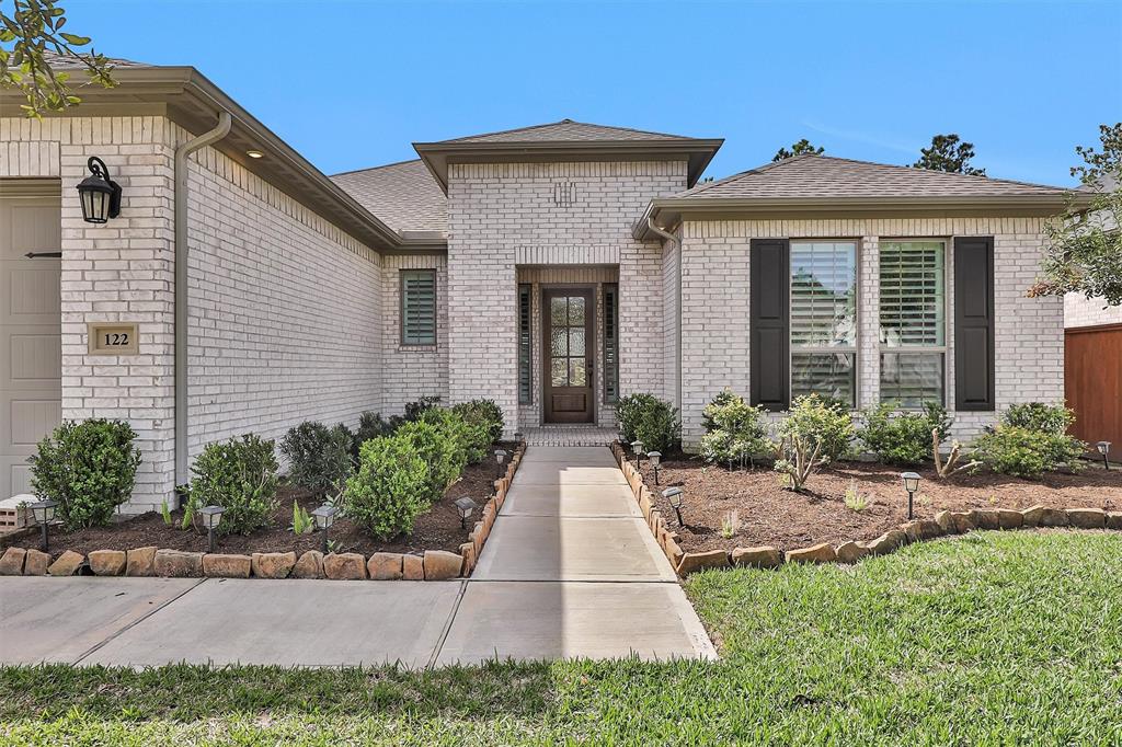 122 S Wild Petunia Trail