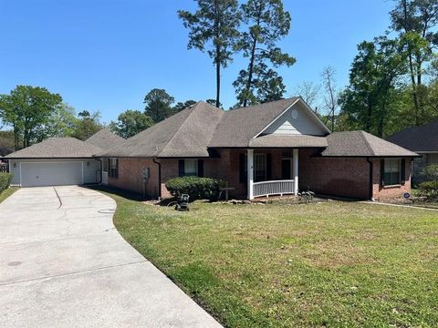 177 Springs Edge Drive Conroe TX 77356