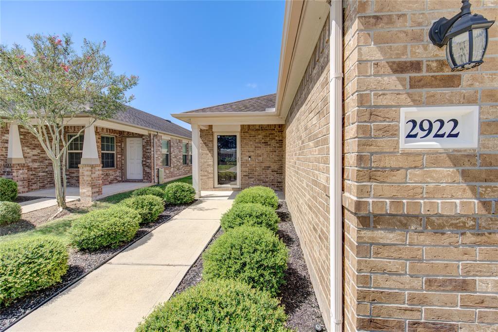 2922 Coral Berry Court