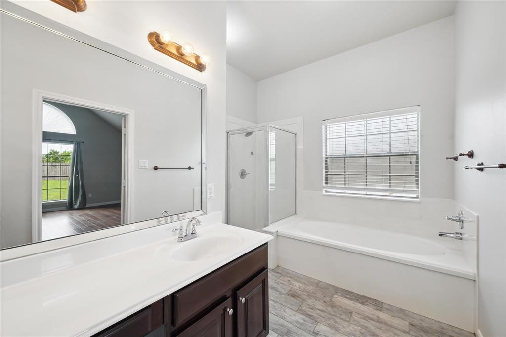 3614 Quarter Horse Trail, Manvel, Texas image 14