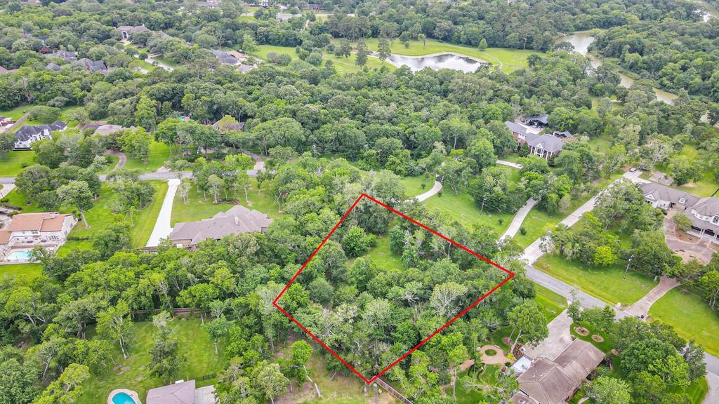 611 Oak Drive, Friendswood, Texas image 8