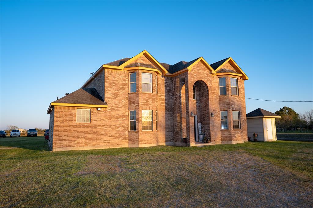 8503 Center Street, Hitchcock, Texas image 1