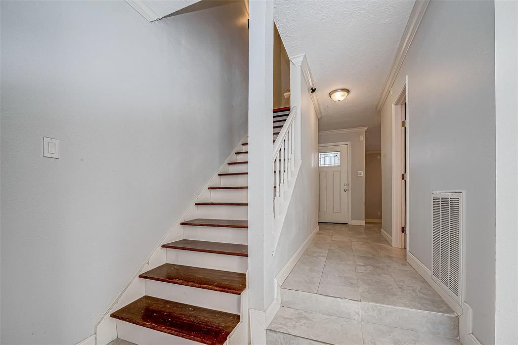 642 N Eldridge Parkway, Houston, Texas image 24