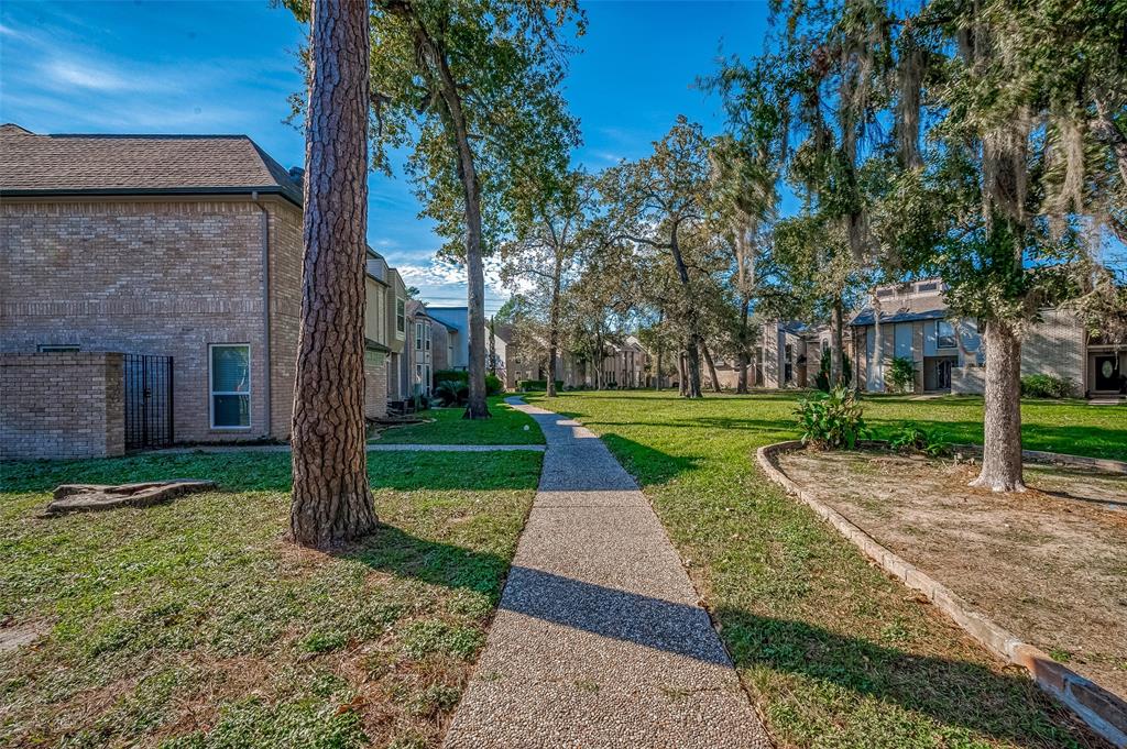 642 N Eldridge Parkway, Houston, Texas image 3