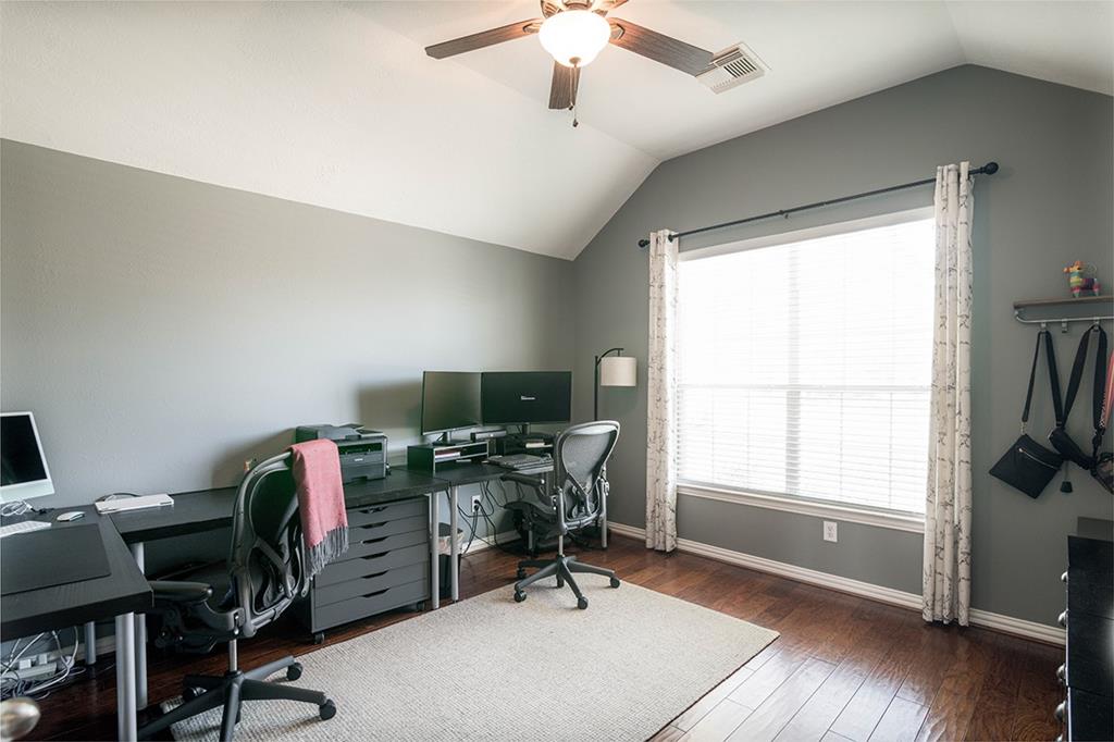 28107 Rusty Hawthorne Drive, Katy, Texas image 3