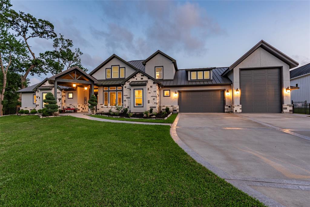 5707 Windmill Lane