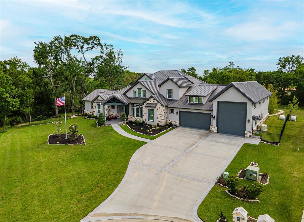 5707 Windmill Lane