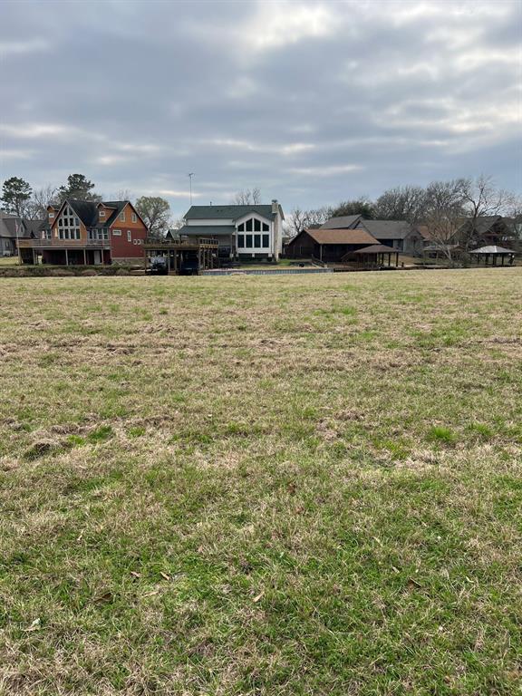 50 Wildwood Lake Drive, Huntsville, Texas image 5