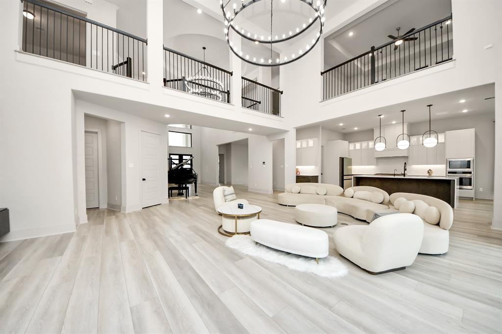 10123 Regatta Shore Drive, Missouri City, Texas image 23