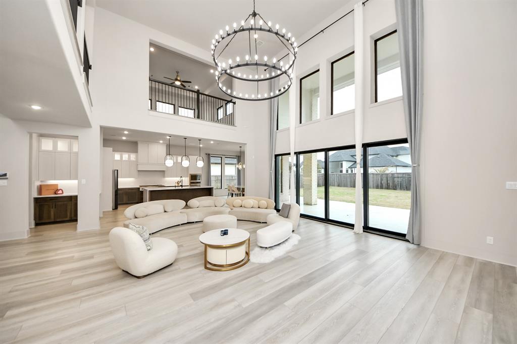 10123 Regatta Shore Drive, Missouri City, Texas image 7
