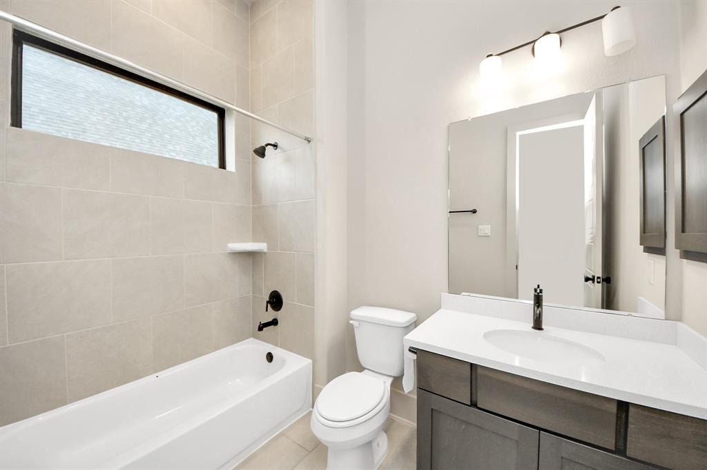 10123 Regatta Shore Drive, Missouri City, Texas image 27