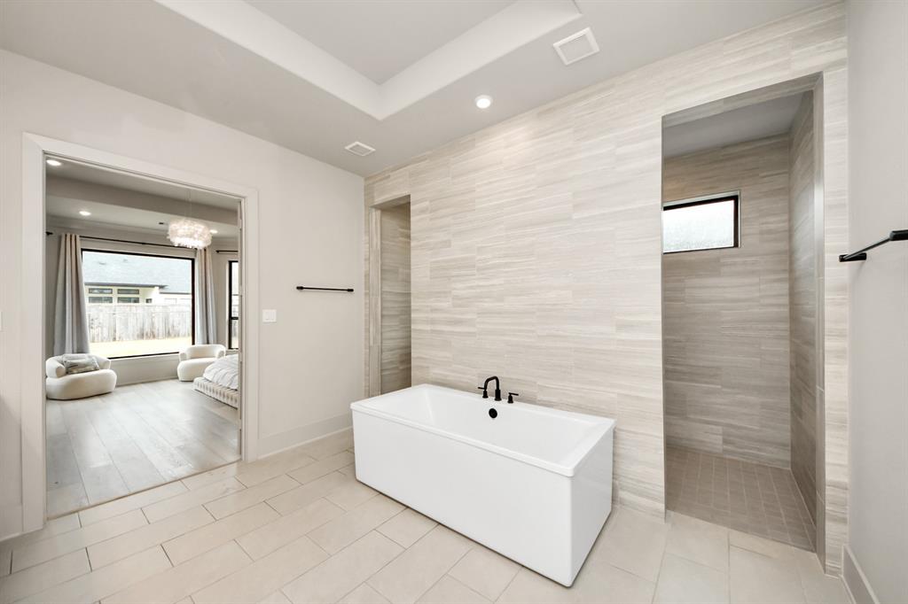 10123 Regatta Shore Drive, Missouri City, Texas image 19