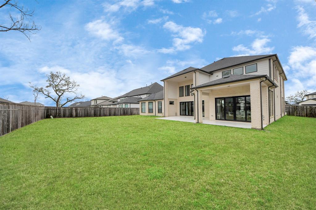 10123 Regatta Shore Drive, Missouri City, Texas image 44