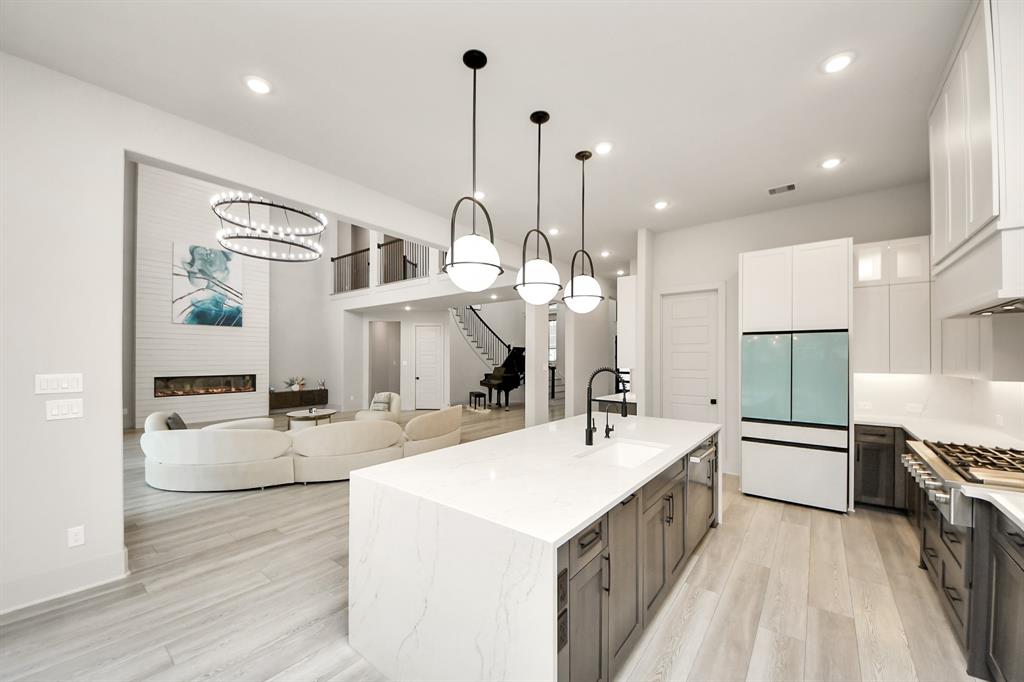 10123 Regatta Shore Drive, Missouri City, Texas image 14