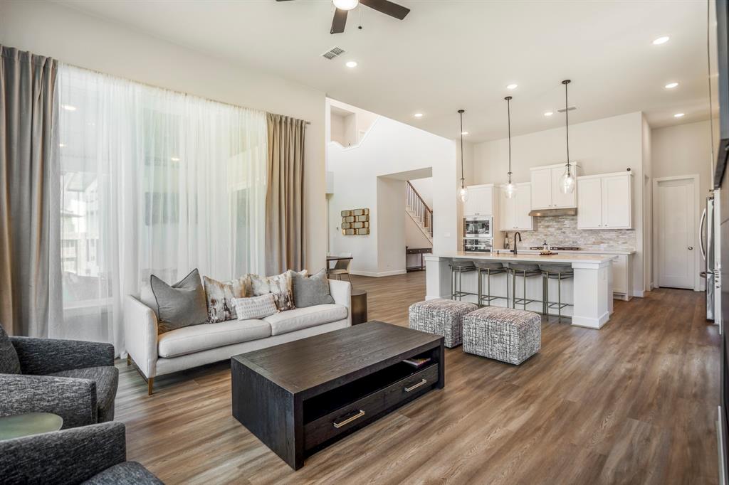 4638 Sanders Meadow Lane, Sugar Land, Texas image 11