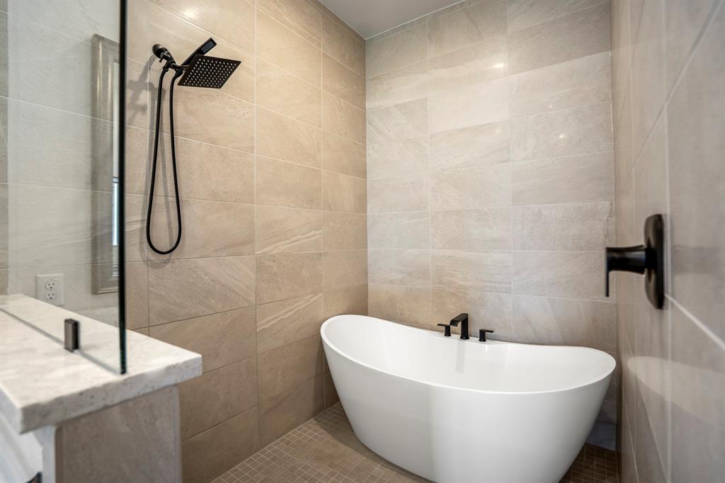 4638 Sanders Meadow Lane, Sugar Land, Texas image 21