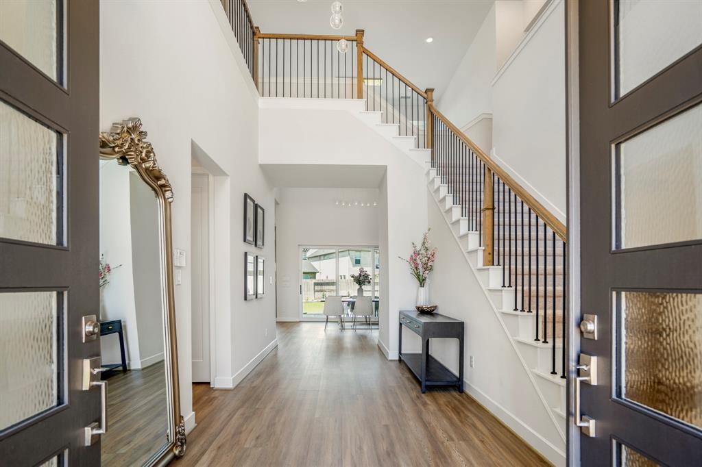 4638 Sanders Meadow Lane, Sugar Land, Texas image 2