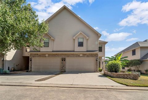 A home in Conroe