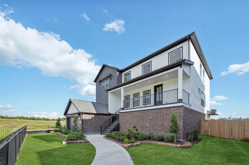 20633 Dynamic Court