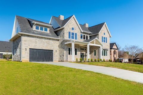 5 Edgewood Circle Montgomery TX 77356