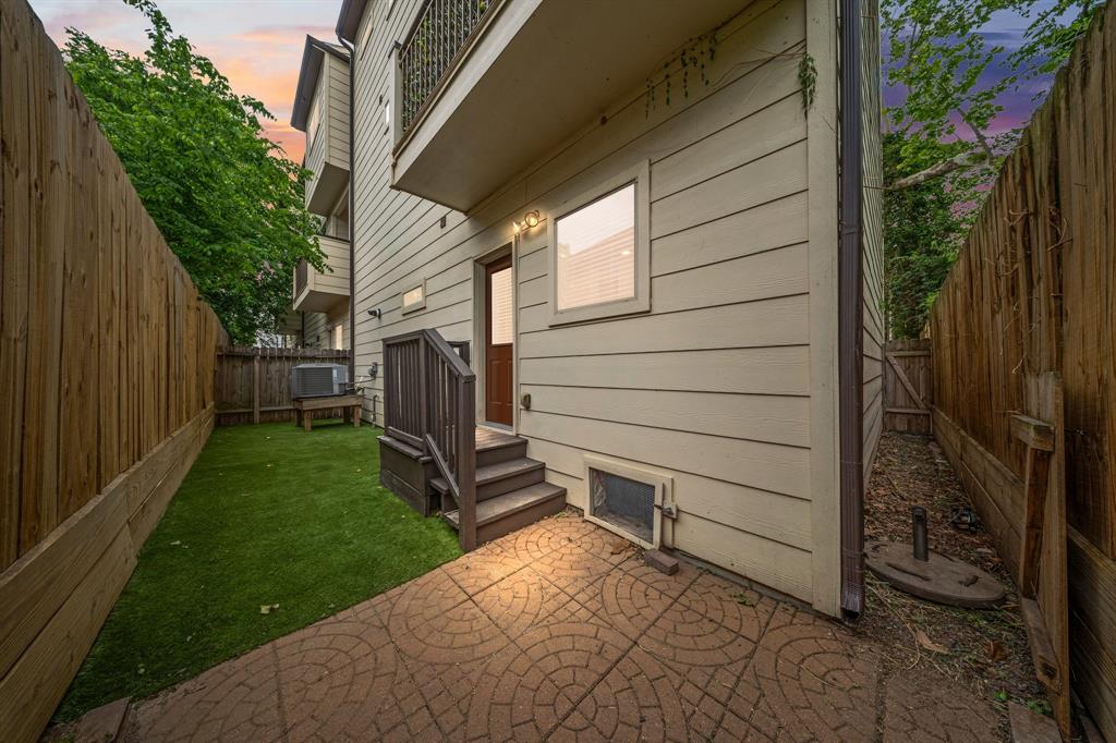 5739 Petty Street, Houston, Texas image 29