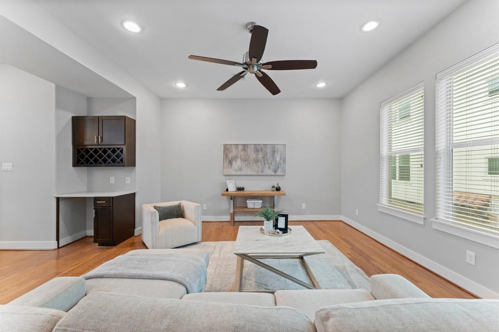 5739 Petty Street, Houston, Texas image 10