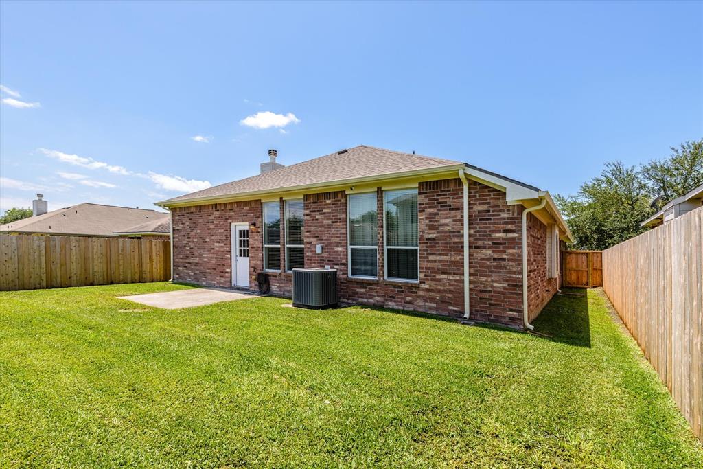104 Laurel Meadow Court, La Marque, Texas image 29