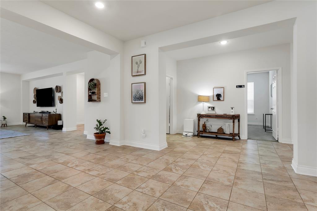 3806 Canterbury Park Drive