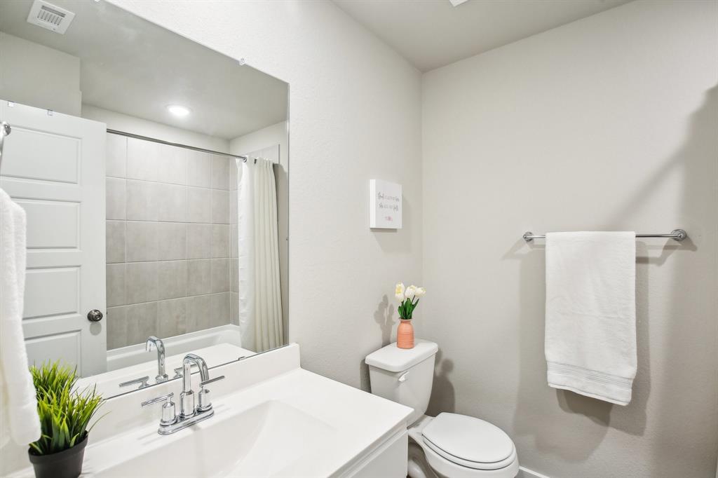768 Autumn Cherry Trail, Magnolia, Texas image 25
