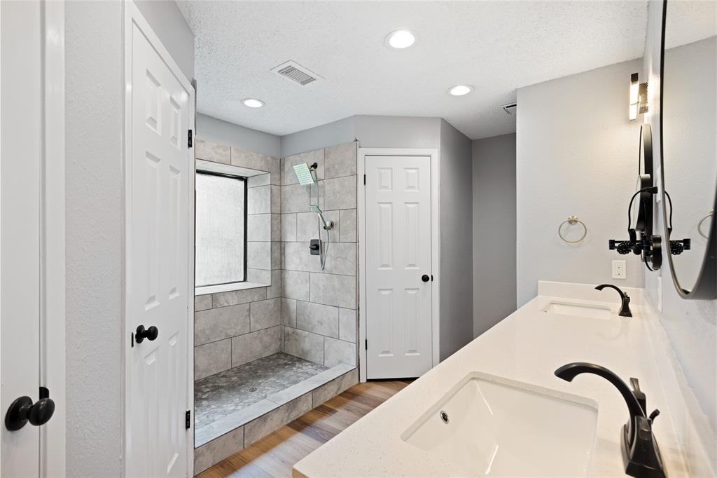 2314 Peaceful Valley Drive, Spring, Texas image 13