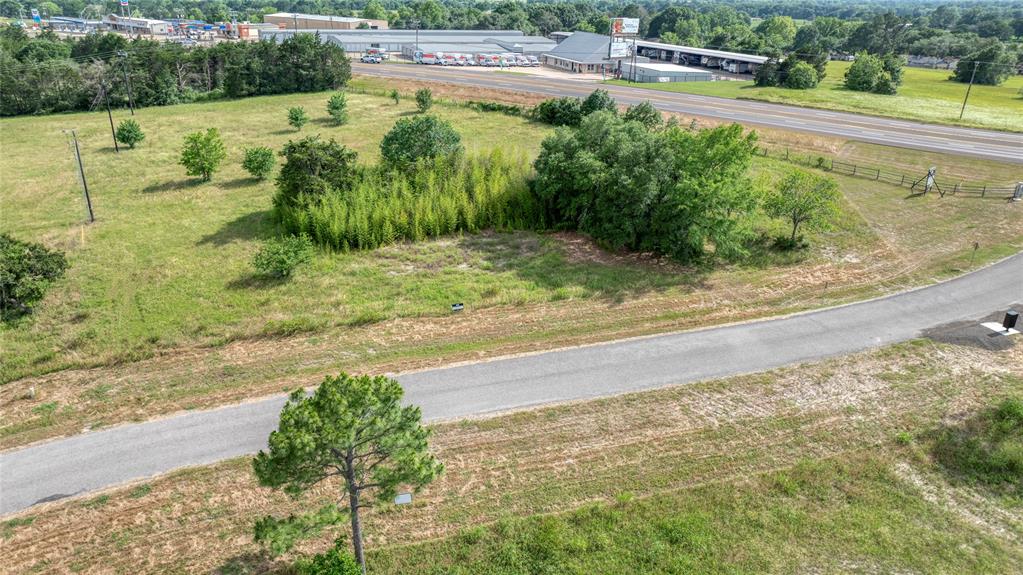 4450 Orchard Oaks Lane, Brenham, Texas image 2