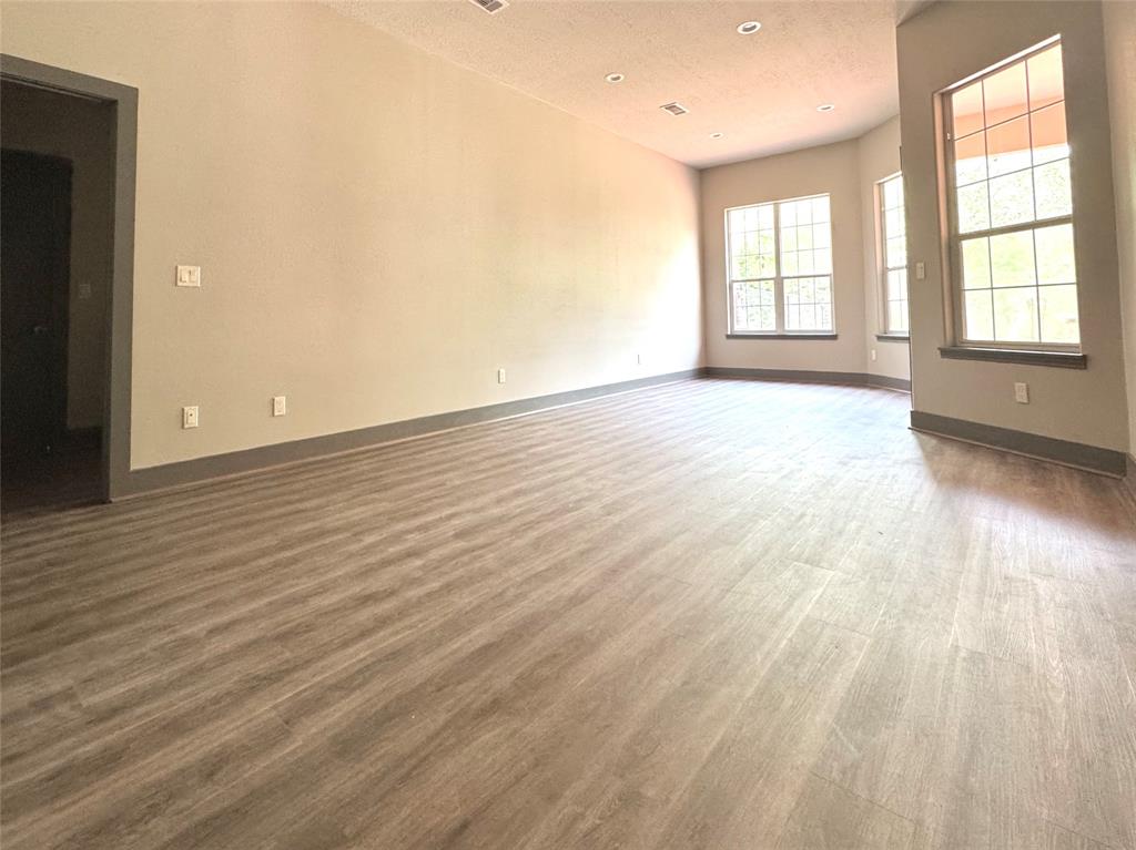 250 Bucek Lane, Schulenburg, Texas image 13