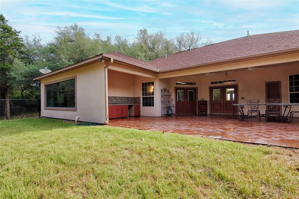 250 Bucek Lane, Schulenburg, Texas image 39