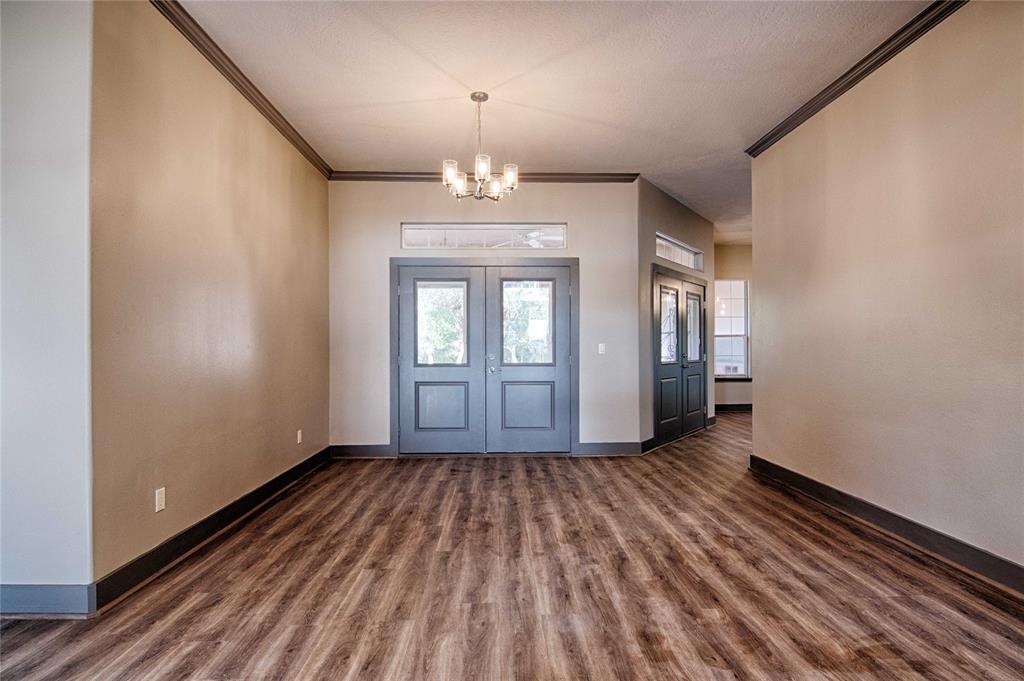 250 Bucek Lane, Schulenburg, Texas image 4