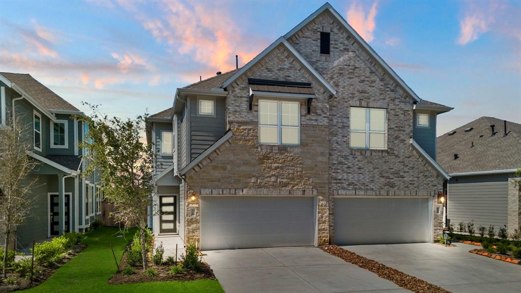 616 Silver Pear Court, Montgomery, Texas image 1