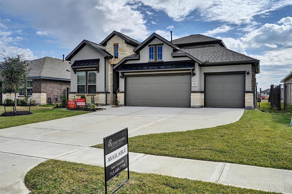 2512 Seneca Lake Dr